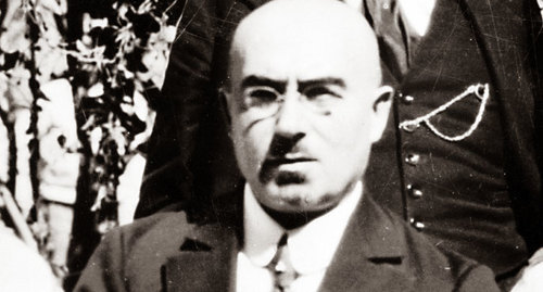 Хатисян Александр. Фото https://tr.wikipedia.org/wiki/Dosya:Alexander_Khatisian.png Хатисян Александр. Фото https://tr.wikipedia.org/wiki/Dosya:Alexander_Khatisian.png