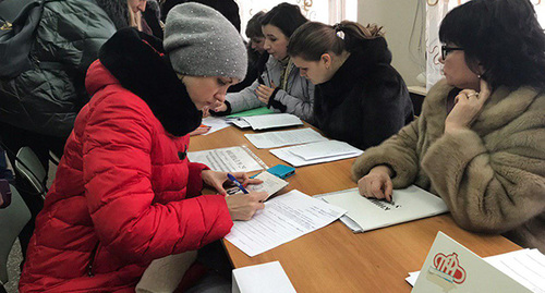Пострадавшие от взрыва газа. Шахта, 14 января 2019 г. Фото Вячеслава Прудникова для "Кавказского узла" Пострадавшие от взрыва газа. Шахта, 14 января 2019 г. Фото Вячеслава Прудникова для "Кавказского узла"
