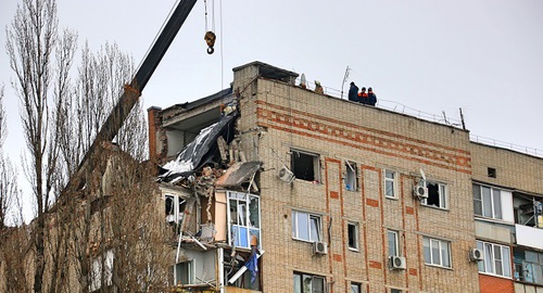 Обрушение дома в Шахтах. 14.01.2019 г. Фото Вячеслава Прудникова для "Кавказского узла" Обрушение дома в Шахтах. 14.01.2019 г. Фото Вячеслава Прудникова для "Кавказского узла"