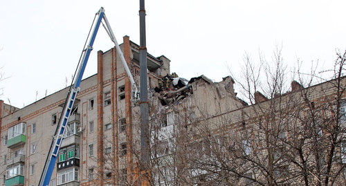 Последствия взрыва в многоэтажном доме в Шахтах. 14 января 2019 г. Фото Вячеслава Прудникова для "Кавказского узла" Последствия взрыва в многоэтажном доме в Шахтах. 14 января 2019 г. Фото Вячеслава Прудникова для "Кавказского узла"