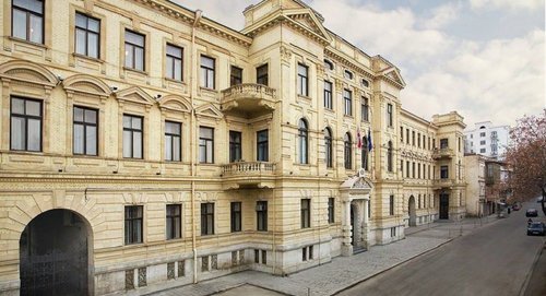 Здание Верховного суда Грузии. Фото https://www.facebook.com/SupremeCourtOfGeorgia/photos/a.490670944363474/1127902157307013/?type=1&theater Здание Верховного суда Грузии. Фото https://www.facebook.com/SupremeCourtOfGeorgia/photos/a.490670944363474/1127902157307013/?type=1&theater