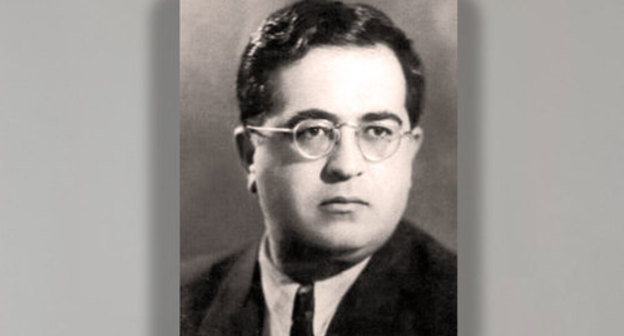 Гаджибеков Султан Исмаил оглы. Фото https://ru.wikipedia.org/wiki/Гаджибеков,_Солтан_Исмаил_оглы Гаджибеков Султан Исмаил оглы. Фото https://ru.wikipedia.org/wiki/Гаджибеков,_Солтан_Исмаил_оглы