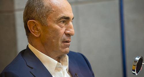 Роберт Кочарян. Фото © Sputnik / Asatur Yesayants https://ru.armeniasputnik.am/politics/20181228/16497967/sudebnoe-zasedanie-pereneseno-robert-kocharyan-provedet-novyj-god-za-reshetkoj.html Роберт Кочарян. Фото © Sputnik / Asatur Yesayants https://ru.armeniasputnik.am/politics/20181228/16497967/sudebnoe-zasedanie-pereneseno-robert-kocharyan-provedet-novyj-god-za-reshetkoj.html