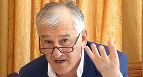 Вячеслав Дерев. Фото: Кадр видео Телекомпания "Черкесск" https://www.youtube.com/watch?time_continue=197&v=mJMPSINdatA Вячеслав Дерев. Фото: Кадр видео Телекомпания "Черкесск" https://www.youtube.com/watch?time_continue=197&v=mJMPSINdatA