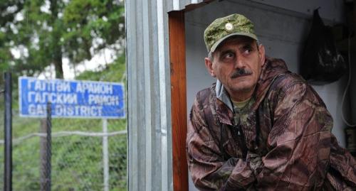 Пограничник на КПП "Ингури" Sputnik / Сергей Пятаков
https://sputnik-abkhazia.ru/Abkhazia/20150903/1015601537.html Пограничник на КПП "Ингури" Sputnik / Сергей Пятаков
https://sputnik-abkhazia.ru/Abkhazia/20150903/1015601537.html