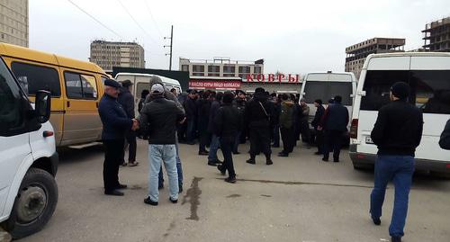 Протестующие водители в Махачкале. 11 февраля 2019 г. Фото Магомеда Ахмедова для "Кавказского узла" Протестующие водители в Махачкале. 11 февраля 2019 г. Фото Магомеда Ахмедова для "Кавказского узла"