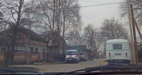 Дом в «Александровке», в котором были заблокированы боевики. Нальчик, 27 февраля 2019 г. Фото Людмилы Маратовой для "Кавказского узла" Дом в «Александровке», в котором были заблокированы боевики. Нальчик, 27 февраля 2019 г. Фото Людмилы Маратовой для "Кавказского узла"