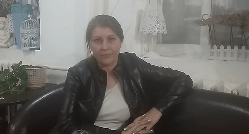 Анастасия Емельянова. Кадр видеообращения активистки на канале "Прохладный за закон и порядок" в YouTube https://www.youtube.com/watch?v=ER_sBMpY068&feature=youtu.be Анастасия Емельянова. Кадр видеообращения активистки на канале "Прохладный за закон и порядок" в YouTube https://www.youtube.com/watch?v=ER_sBMpY068&feature=youtu.be