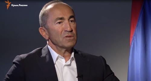 Роберт Кочарян. Фото: скриншот видео канала Крым Реалии, https://www.youtube.com/watch?time_continue=4&v=r34HQu-jLm4
Роберт Кочарян. Фото: скриншот видео канала Крым Реалии, https://www.youtube.com/watch?time_continue=4&v=r34HQu-jLm4