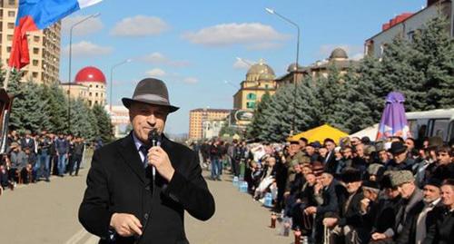 Ахмед Погоров. Фото: Магомеда Муцольгова https://www.kavkaz-uzel.eu/blogs/342/posts/34822 Ахмед Погоров. Фото: Магомеда Муцольгова https://www.kavkaz-uzel.eu/blogs/342/posts/34822