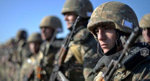 Построение в армии Армении. Фото http://www.mil.am/hy/news/5226 Построение в армии Армении. Фото http://www.mil.am/hy/news/5226