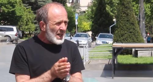 Малхаз Мачаликашвили. скриншот видео канала "Кавказ.Реалии"
https://www.youtube.com/watch?v=Iv5tQwBZMwc Малхаз Мачаликашвили. скриншот видео канала "Кавказ.Реалии"
https://www.youtube.com/watch?v=Iv5tQwBZMwc