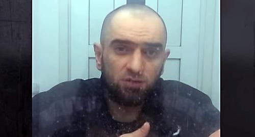Аслан Черкесов, осужденный за убийство футбольного фаната. Фото: кадр видео "Кавказского узла" Аслан Черкесов, осужденный за убийство футбольного фаната. Фото: кадр видео "Кавказского узла"