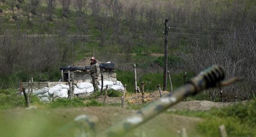 На линии соприкосновения в Нагорном Карабахе. Фото: REUTERS/Staff На линии соприкосновения в Нагорном Карабахе. Фото: REUTERS/Staff