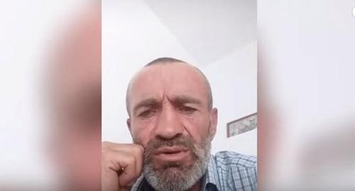 Видеообращение жителя Дагестана с критикой Рамзана Кадырова. Скриншот видео drongogo
https://www.youtube.com/watch?v=o-pwzGBsG1g Видеообращение жителя Дагестана с критикой Рамзана Кадырова. Скриншот видео drongogo
https://www.youtube.com/watch?v=o-pwzGBsG1g
