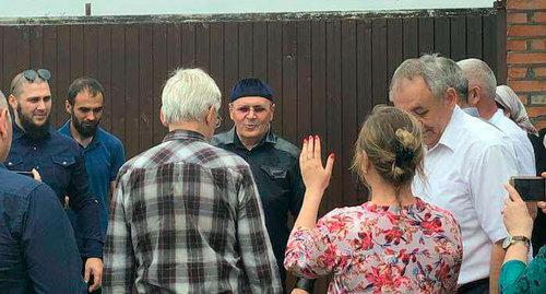 Оюб Титиев на свободе. Фото корреспондента "Кавказского узла" Оюб Титиев на свободе. Фото корреспондента "Кавказского узла"