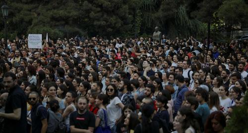 Акция протеста. Тбилиси, 21 июня 2019 года. Фото: REUTERS/Marika Kochiashvili Акция протеста. Тбилиси, 21 июня 2019 года. Фото: REUTERS/Marika Kochiashvili
