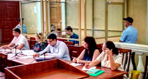 Заседание в Ростовском областном суде по делу о подготовке беспорядков в Ростове-на-Дону. Фото Константина Волгина для "Кавказского узла"
Заседание в Ростовском областном суде по делу о подготовке беспорядков в Ростове-на-Дону. Фото Константина Волгина для "Кавказского узла"