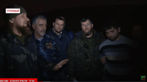 Скриншот видео ЧГТРК "Грозный" "В Чечне схвачен скрывшийся в ходе спецоперации в Курчалоевском районе участник НВФ": https://youtu.be/n1ZXQ-2qdRA Скриншот видео ЧГТРК "Грозный" "В Чечне схвачен скрывшийся в ходе спецоперации в Курчалоевском районе участник НВФ": https://youtu.be/n1ZXQ-2qdRA