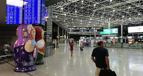 Аэропорт Сочи. Фото Светланы Кравченко для "Кавказского узла" Аэропорт Сочи. Фото Светланы Кравченко для "Кавказского узла"