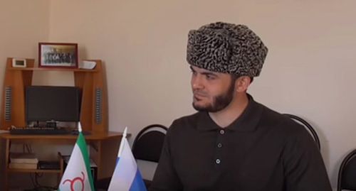 Муса Абадиев. Фото: кадр видео Совета тейпов Ингушетии https://www.youtube.com/watch?time_continue=1046&v=aLyS9dmszZI Муса Абадиев. Фото: кадр видео Совета тейпов Ингушетии https://www.youtube.com/watch?time_continue=1046&v=aLyS9dmszZI