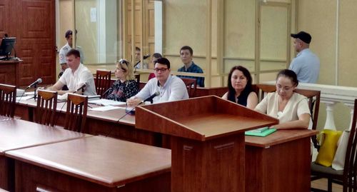 Участники процесса по делу о подготовке беспорядков в Ростове-на-Дону. Фото Константин Волгин для "Кавказского узла". Участники процесса по делу о подготовке беспорядков в Ростове-на-Дону. Фото Константин Волгин для "Кавказского узла".