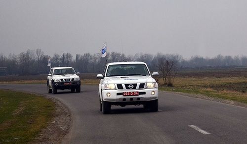Автомобили миссии ОБСЕ. Фото: пресс-служба Министерства обороны Азербайджана https://mod.gov.az/ru/news/monitoring-zavershilsya-bez-incidentov-28205.html Автомобили миссии ОБСЕ. Фото: пресс-служба Министерства обороны Азербайджана https://mod.gov.az/ru/news/monitoring-zavershilsya-bez-incidentov-28205.html