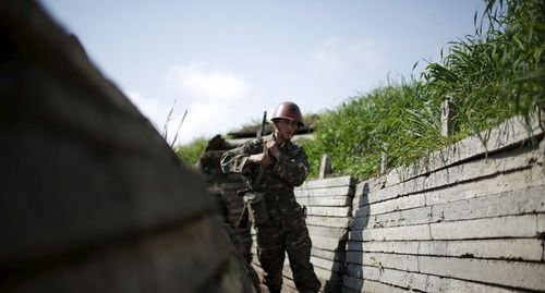 На линии соприкосновения в Нагорном Карабахе. Фото: REUTERS/Staff На линии соприкосновения в Нагорном Карабахе. Фото: REUTERS/Staff