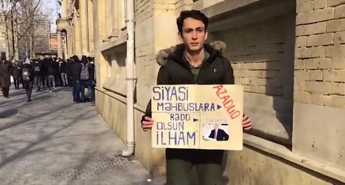 Рафаэль Гусейнзаде. Фото: кадр видео
MeydanTV https://www.youtube.com/watch?v=1zFAsJnPdig Рафаэль Гусейнзаде. Фото: кадр видео
MeydanTV https://www.youtube.com/watch?v=1zFAsJnPdig