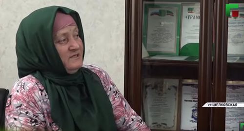 Есимат Успахаджиева. Скриншот видео "Грозный" https://www.youtube.com/watch?v=mqDQDXXlETY
Есимат Успахаджиева. Скриншот видео "Грозный" https://www.youtube.com/watch?v=mqDQDXXlETY