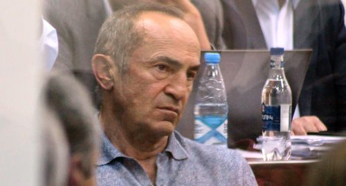 Роберт Кочарян в зале суда 17.09.2019. Фото Тиграна Петросяна для "Кавказского узла" Роберт Кочарян в зале суда 17.09.2019. Фото Тиграна Петросяна для "Кавказского узла"