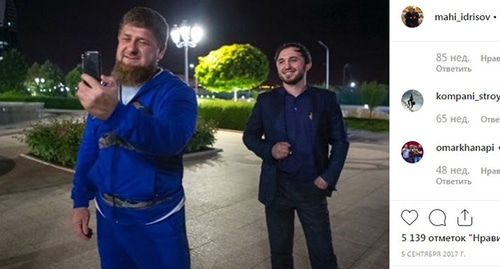 Рамзан Кадыров (слева) и Махи Идрисов. Скриншот с личной страницы Идрисова https://www.instagram.com/p/BYq_dlVBQIU/ Рамзан Кадыров (слева) и Махи Идрисов. Скриншот с личной страницы Идрисова https://www.instagram.com/p/BYq_dlVBQIU/