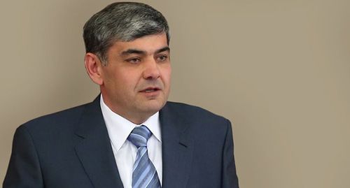 Казбек Коков. Фото: Врио Главы КБР К. В. Коков https://glava.kbr.ru/kbr-events/news/meeting/13647-2018-09-29-11-17-13.html Казбек Коков. Фото: Врио Главы КБР К. В. Коков https://glava.kbr.ru/kbr-events/news/meeting/13647-2018-09-29-11-17-13.html