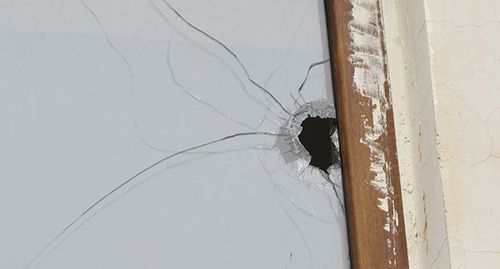 Следы обстрела в селе Неркин Оратах. Фото Алвард Григорян для "Кавказского узла" Следы обстрела в селе Неркин Оратах. Фото Алвард Григорян для "Кавказского узла"