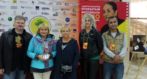 Участники фестиваля
Максим Кузнецов, Анна Яновская, Милана Маяр, Алижан Насиров. Фото Людмилы Маратовой для "Кавказского узла" Участники фестиваля
Максим Кузнецов, Анна Яновская, Милана Маяр, Алижан Насиров. Фото Людмилы Маратовой для "Кавказского узла"