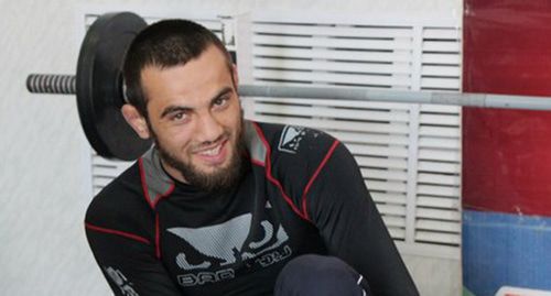 Беслан Исаев. Фото: Пресс-служба Wsport-Shatoy http://wsport.su/beslan-isaev-otpravilsya-v-ssha-v-klub-blackzillians/ Беслан Исаев. Фото: Пресс-служба Wsport-Shatoy http://wsport.su/beslan-isaev-otpravilsya-v-ssha-v-klub-blackzillians/