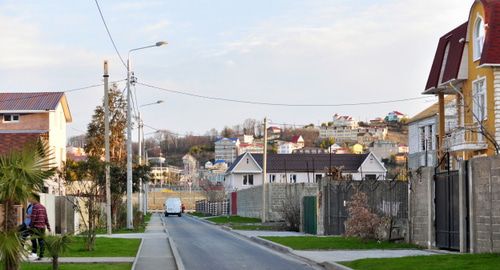 Поселок в Имеретинской низменности. Фото: Андрей Бобровский, https://commons.wikimedia.org/w/index.php?curid=57346575 Поселок в Имеретинской низменности. Фото: Андрей Бобровский, https://commons.wikimedia.org/w/index.php?curid=57346575