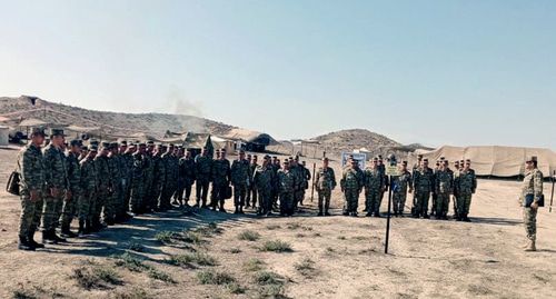 Построение в армии Азербайджана. Фото пресс-службы МО Азербайджана https://mod.gov.az/ru/foto-arhiv-045/?gid=28731 Построение в армии Азербайджана. Фото пресс-службы МО Азербайджана https://mod.gov.az/ru/foto-arhiv-045/?gid=28731