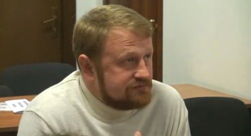 Алексей Дымовский. Фото Юрий Падалко https://commons.wikimedia.org/wiki/Category:Alexey_Dymovsky
Алексей Дымовский. Фото Юрий Падалко https://commons.wikimedia.org/wiki/Category:Alexey_Dymovsky