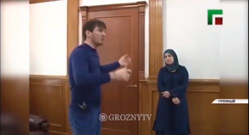 Ислам Кадыров. Фото: кадр видео ЧГТРК "Грозный" https://www.youtube.com/watch?time_continue=1&v=BpjWCGHbJ6E Ислам Кадыров. Фото: кадр видео ЧГТРК "Грозный" https://www.youtube.com/watch?time_continue=1&v=BpjWCGHbJ6E
