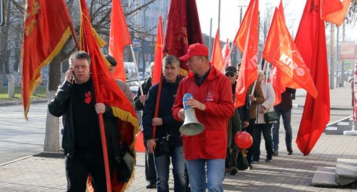 Митинг в Шахтах. 7 ноября 2019 года. Фото Вячеслава Прудникова для "Кавказского узла" Митинг в Шахтах. 7 ноября 2019 года. Фото Вячеслава Прудникова для "Кавказского узла"