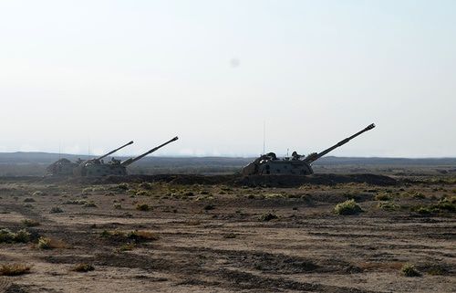 Азербайджанские танки. Фото: пресс-служба Минобороны Азербайджана. https://mod.gov.az Азербайджанские танки. Фото: пресс-служба Минобороны Азербайджана. https://mod.gov.az