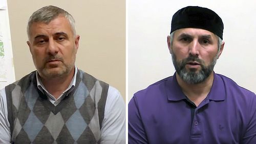Председатель общественного движения "Опора Ингушетии" Барах Чемурзиев и глава ингушского отделения Российского Красного Креста Муса Мальсагов. Стоп-кадр видео канала "Общественное движение "Опора Ингушетии". https://www.youtube.com/channel/UCul7SXfaP1AZeYDYkiWZMQg Председатель общественного движения "Опора Ингушетии" Барах Чемурзиев и глава ингушского отделения Российского Красного Креста Муса Мальсагов. Стоп-кадр видео канала "Общественное движение "Опора Ингушетии". https://www.youtube.com/channel/UCul7SXfaP1AZeYDYkiWZMQg