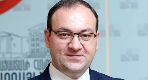 Замруководителя аппарата парламента Армении Арсен Бабаян. Фото: страница Facebook/Арсен Бабаян https://www.facebook.com/arsenbabayan.am Замруководителя аппарата парламента Армении Арсен Бабаян. Фото: страница Facebook/Арсен Бабаян https://www.facebook.com/arsenbabayan.am