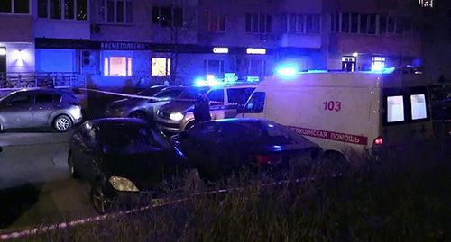 На месте убийства начальника республиканского ЦПЭ Ибрагима Эльджаркиева. Скриншот видео канала YouTube "Первый канал" https://www.1tv.ru/news/2019-11-02/375061-v_moskve_ubity_nachalnik_tsentra_protivodeystviya_ekstremizmu_po_ingushetii_ibragim_eldzharkiev_i_ego_brat На месте убийства начальника республиканского ЦПЭ Ибрагима Эльджаркиева. Скриншот видео канала YouTube "Первый канал" https://www.1tv.ru/news/2019-11-02/375061-v_moskve_ubity_nachalnik_tsentra_protivodeystviya_ekstremizmu_po_ingushetii_ibragim_eldzharkiev_i_ego_brat