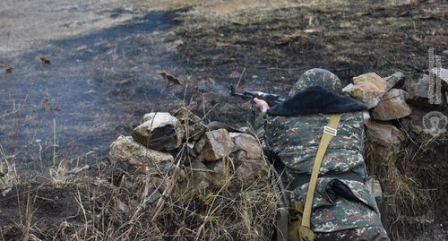 Военнослужащий армии Армении. Фото: пресс-служба МО Армении http://www.mil.am/hy/news/7148 Военнослужащий армии Армении. Фото: пресс-служба МО Армении http://www.mil.am/hy/news/7148
