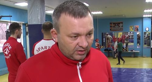 Павел Дешевов. Фото: скриншот видео
Телеканал Волгоград 1 https://www.youtube.com/watch?v=sUvcM7pEX1E&feature=emb_logo Павел Дешевов. Фото: скриншот видео
Телеканал Волгоград 1 https://www.youtube.com/watch?v=sUvcM7pEX1E&feature=emb_logo