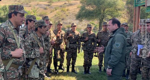 Солдаты вооруженных сил Армении. Фото: пресс-служба Минобороны Армении http://www.mil.am/ru/news/689 Солдаты вооруженных сил Армении. Фото: пресс-служба Минобороны Армении http://www.mil.am/ru/news/689