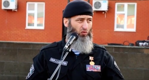 Замид Чалаев. Скриншот видео канала ИА "Грозный Информ" https://www.youtube.com/watch?v=1DBTnsbIJ4U Замид Чалаев. Скриншот видео канала ИА "Грозный Информ" https://www.youtube.com/watch?v=1DBTnsbIJ4U