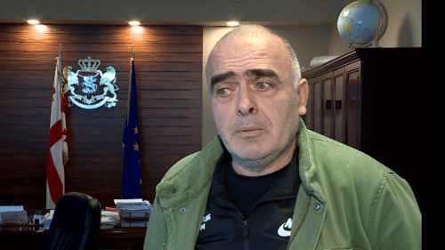 Важа Гариндашвили после помилования. Скриншот видео СГБ Грузии, https://ssg.gov.ge/news/567/saxelmtsifo-usafrtxoebis-samsaxuris-gancxadeba Важа Гариндашвили после помилования. Скриншот видео СГБ Грузии, https://ssg.gov.ge/news/567/saxelmtsifo-usafrtxoebis-samsaxuris-gancxadeba